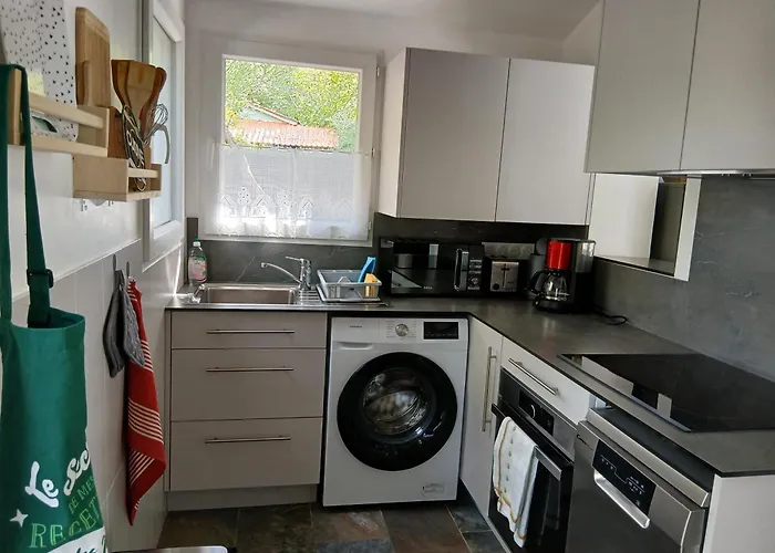 Vakantiehuis Maison Independante A La Campagne Proche Centre Urbain *